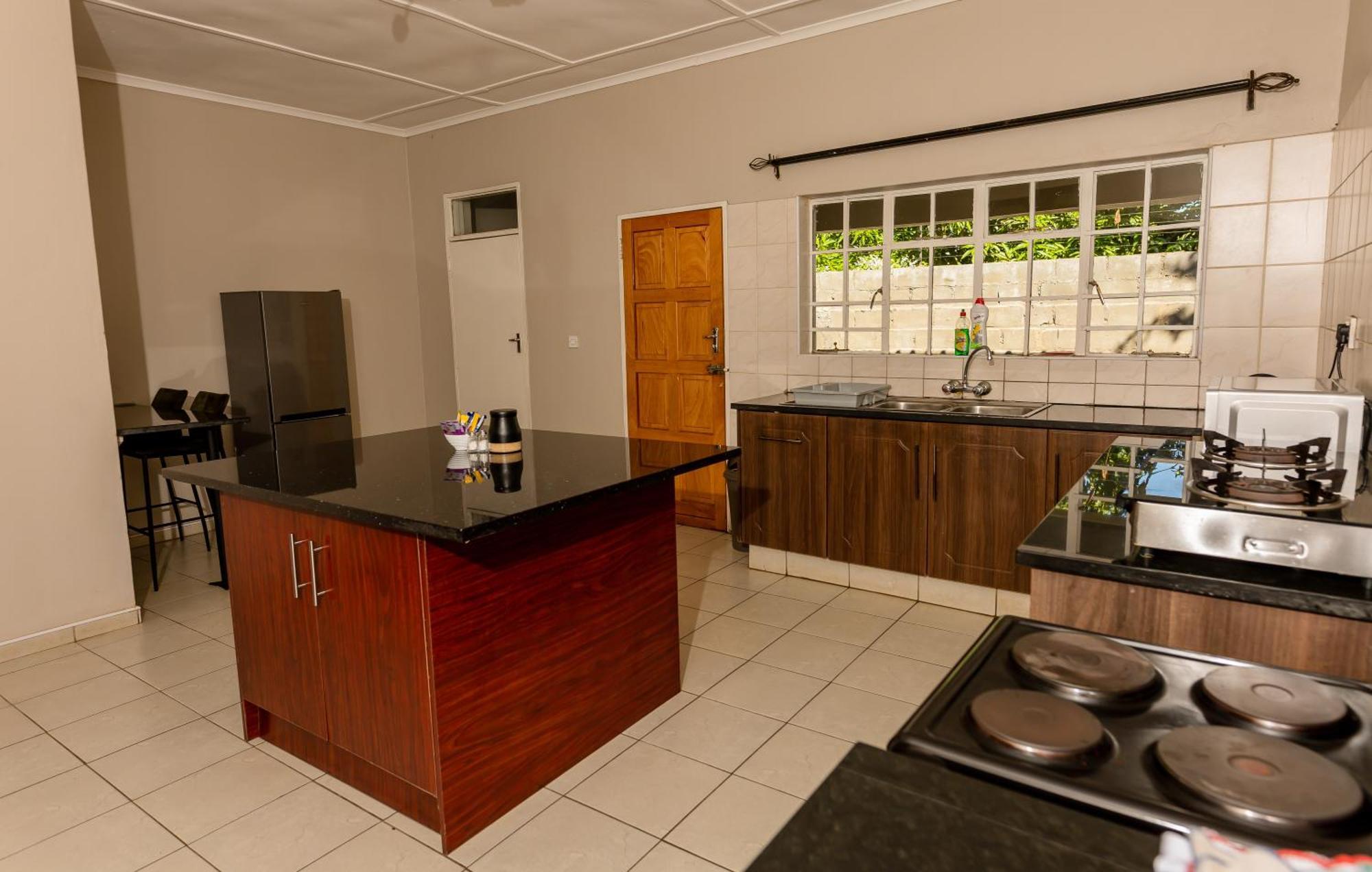Hungwe House Villa Victoria Falls Kültér fotó